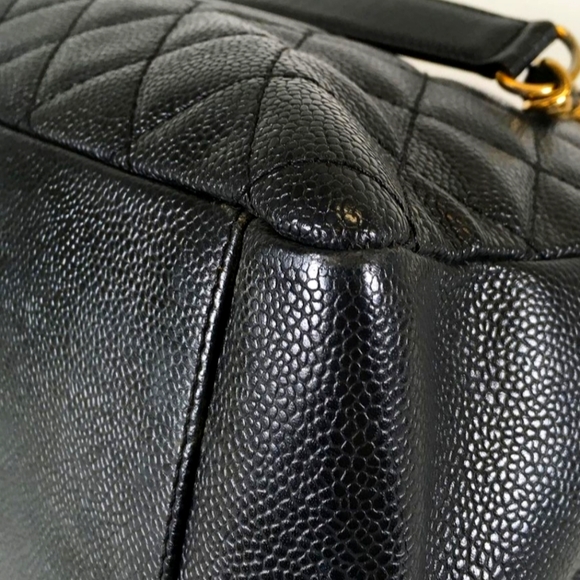 The iconic Chanel GST - Picture 5 of 10